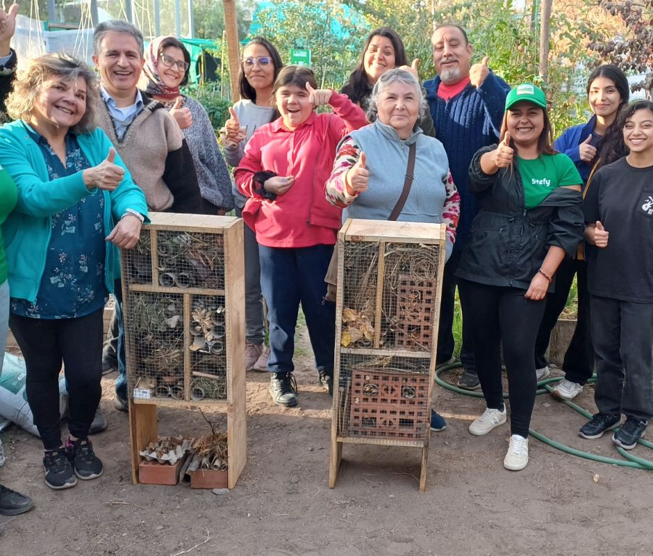 La Cisterna fomenta el cuidado del ecosistema con hoteles para insectos