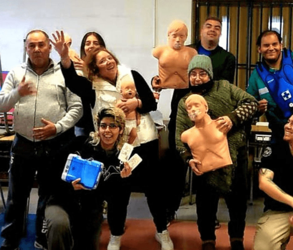 La Cisterna fortalece la prevención comunitaria con curso de primeros auxilios y RCP
