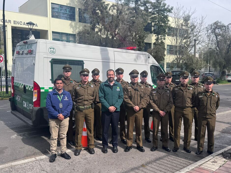 Llegan más funcionarios de Carabineros a La Cisterna